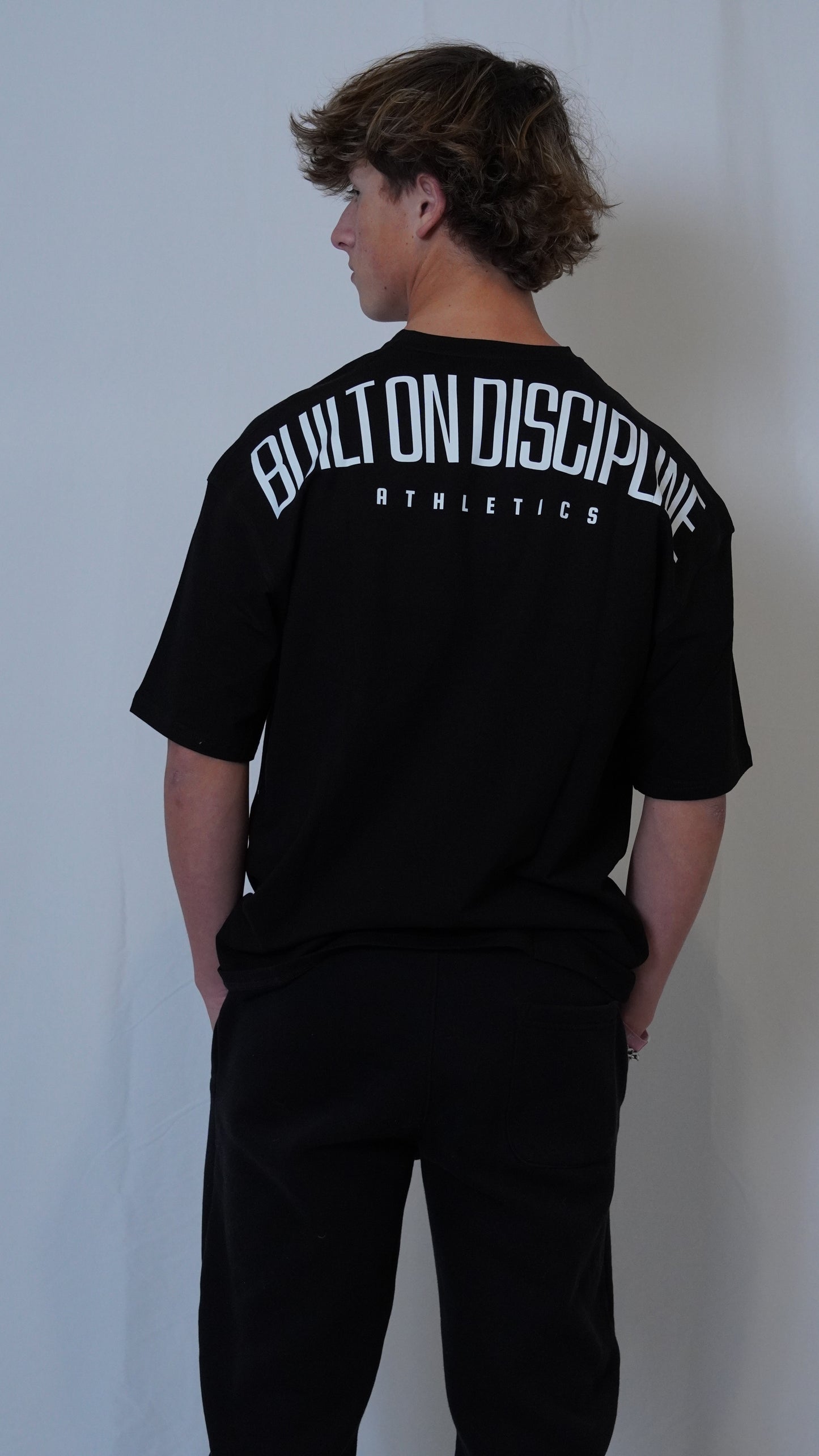 BIG BACK LOGO T-SHIRT